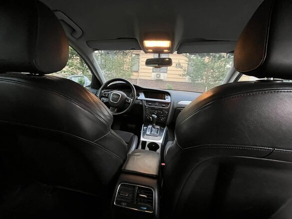 2011 Audi A4 IV (B8), белый - вид 18