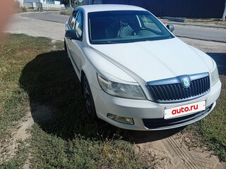 2010 Skoda Octavia II (A5) Рестайлинг, белый, 700000 рублей, вид 1