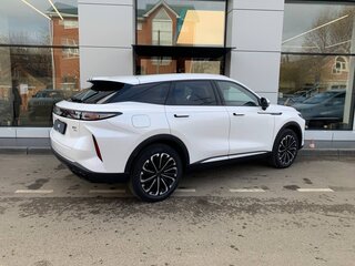 2025 Exeed RX, белый, 4600000 рублей, вид 5