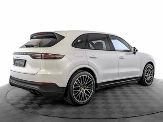 2020 Porsche Cayenne III, белый, 6795000 рублей, вид 5