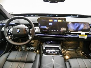 2026 BMW 7 серии 740 xDrive VII (G70) Рестайлинг, чёрный, 17686763 рублей, вид 5