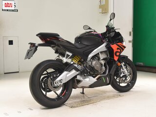 2023 Aprilia Tuono 660, чёрный, 900000 рублей, вид 4