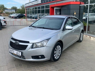 2011 Chevrolet Cruze I, серебристый, 669900 рублей, вид 4