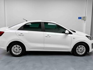 2022 Kia Pegas, белый, 880000 рублей, вид 5