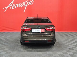 2014 Kia Rio 6-speed III, коричневый, 985000 рублей, вид 4