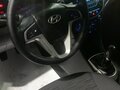 2015 Hyundai Solaris I Рестайлинг, белый, 599000 рублей - вид 11