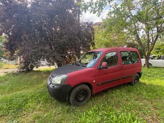 2005 Citroen Berlingo I Рестайлинг, красный, 250000 рублей, вид 2
