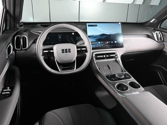2026 Geely Galaxy M7, серый, 3779000 рублей - вид 5