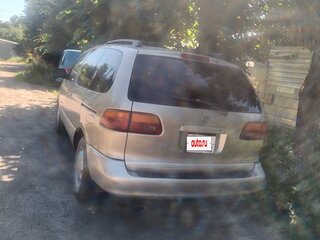2000 Toyota Sienna I, золотистый, 550000 рублей, вид 3