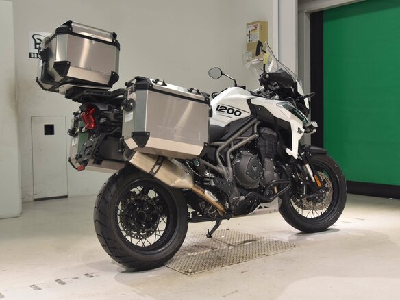 2018 Triumph Tiger 1200, белый, 1390000 рублей - вид 4
