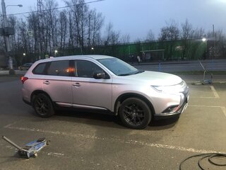 2019 Mitsubishi Outlander III Рестайлинг 3, серебристый, 2699000 рублей, вид 2