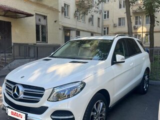 2018 Mercedes-Benz GLE 300 I (W166), белый, 3240000 рублей, вид 2