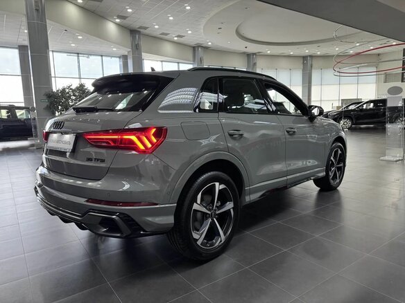 2026 Audi Q3 35 TFSI II (F3), серый, 4130000 рублей - вид 4