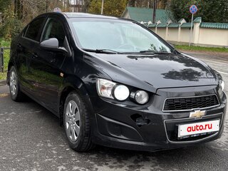 2013 Chevrolet Aveo II, чёрный, 490000 рублей, вид 1