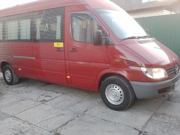 2004 Mercedes-Benz Sprinter Classic, красный, 650000 рублей - вид 9