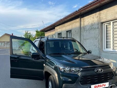 2022 Lada (ВАЗ) Niva Travel I, зелёный, 990000 рублей, вид 2