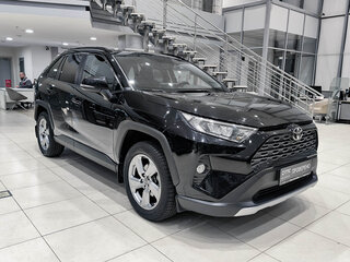 2022 Toyota RAV4 V (XA50), чёрный, 2750000 рублей, вид 3