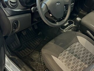 2026 Lada (ВАЗ) Granta Cross I Рестайлинг, серебристый, 1216000 рублей, вид 4