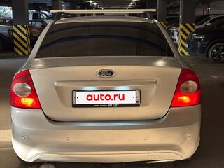2010 Ford Focus II Рестайлинг, серебристый, 359000 рублей, вид 5
