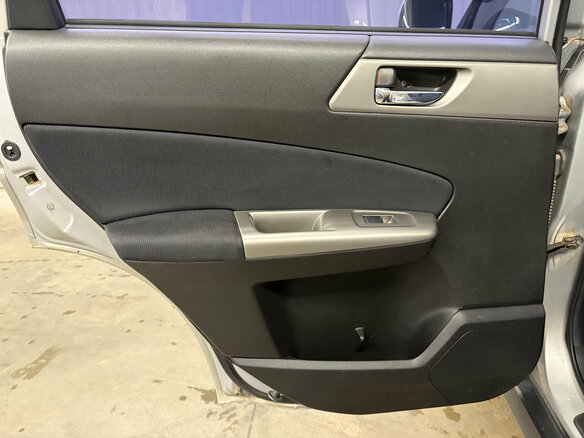 2008 Subaru Forester III, серебристый, 987000 рублей - вид 16