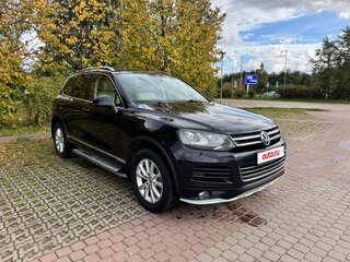 2014 Volkswagen Touareg II, чёрный, 3640000 рублей, вид 2