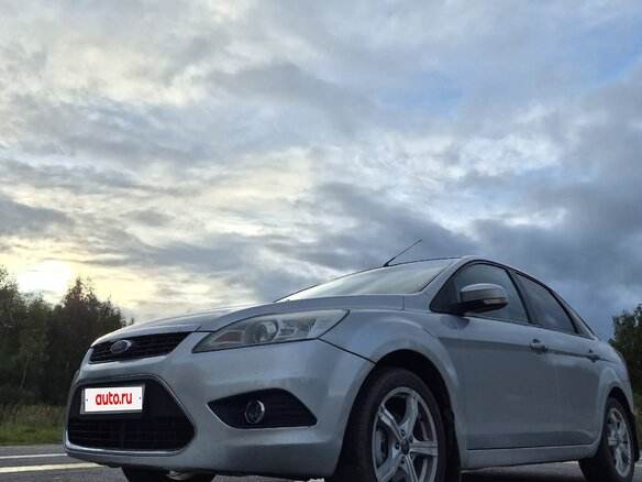 2008 Ford Focus II Рестайлинг, серый, 430000 рублей - вид 1