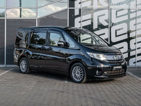 Honda Stepwgn V