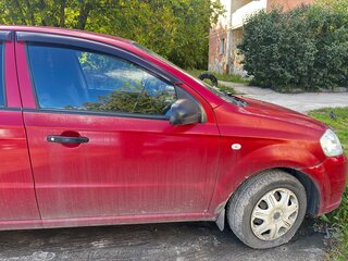 2009 Chevrolet Aveo I Рестайлинг, красный, 350000 рублей, вид 2