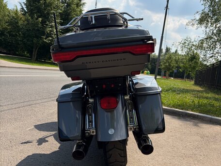 2022 Harley-Davidson Road Glide Limited, серый, 2359000 рублей, вид 5