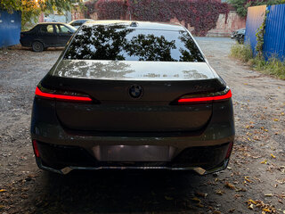 2025 BMW 7 серии 740d xDrive VII (G70), серый, 10900000 рублей, вид 5