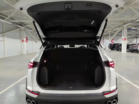 2024 Geely Coolray (Binyue L) I Рестайлинг 2, белый, 2190000 рублей - вид 9