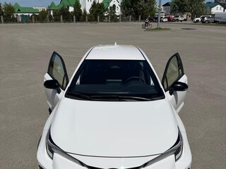2024 Toyota Corolla GR XII (E210) Рестайлинг, белый, 4700000 рублей, вид 3