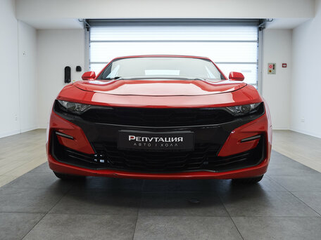 2019 Chevrolet Camaro VI Рестайлинг, красный, 2390000 рублей, вид 2