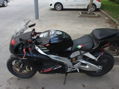 2002 Aprilia RSV Mille, чёрный, 400000 рублей, вид 1