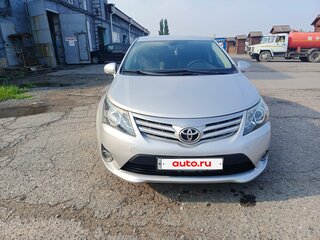 2011 Toyota Avensis III Рестайлинг, серебристый, 1250000 рублей, вид 1