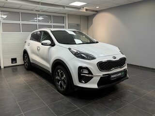 2019 Kia Sportage IV Рестайлинг, белый, 2300000 рублей, вид 3