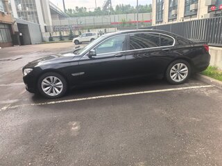 2013 BMW 7 серии Long 740Li xDrive V (F01/F02/F04) Рестайлинг, чёрный, 1559000 рублей, вид 3