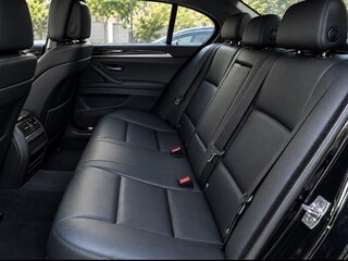 2012 BMW 5 серии 520i VI (F10/F11/F07), чёрный, 2200000 рублей, вид 3