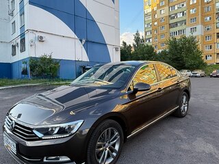 2017 Volkswagen Passat B8, коричневый, 2400000 рублей, вид 4
