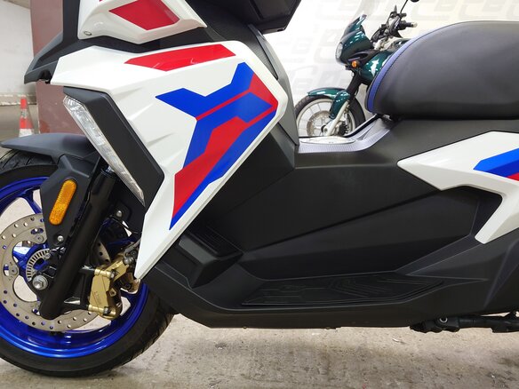 2023 BMW C 400 X, белый, 655000 рублей - вид 15
