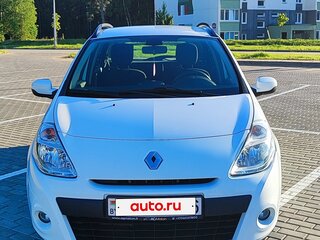 2011 Renault Clio III Рестайлинг, белый, 640000 рублей, вид 2