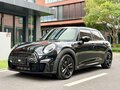 2022 Mini Clubman Cooper II Рестайлинг, чёрный, 1900000 рублей