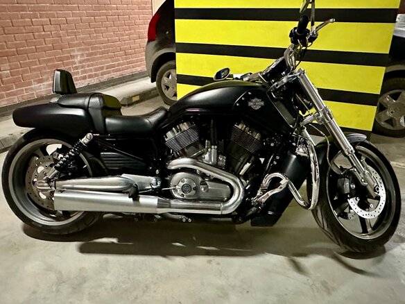 2011 Harley-Davidson V-Rod Muscle, чёрный, 1499000 рублей - вид 3