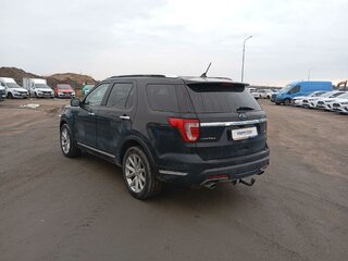 2018 Ford Explorer V Рестайлинг, чёрный, 2200000 рублей, вид 4