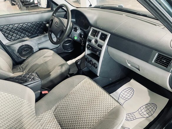 2010 Lada (ВАЗ) Priora I, зелёный, 250000 рублей - вид 10
