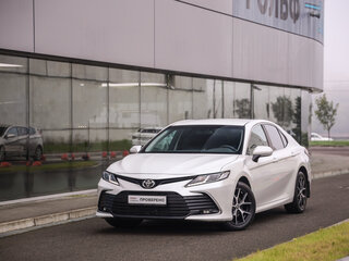 2021 Toyota Camry VIII (XV70) Рестайлинг, белый, 2499777 рублей, вид 1
