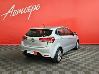 2016 Kia Rio III Рестайлинг, серебристый, 999000 рублей, вид 5