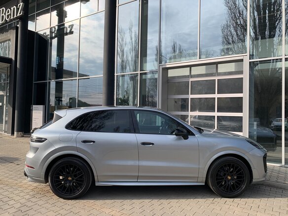 2021 Porsche Cayenne III, серый, 5900000 рублей - вид 1