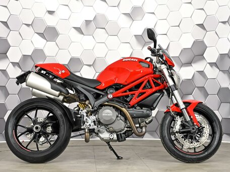 2011 Ducati Monster 796, красный, 485000 рублей, вид 3
