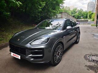 2025 Porsche Cayenne E-Hybrid III Рестайлинг, серый, 16500000 рублей, вид 1